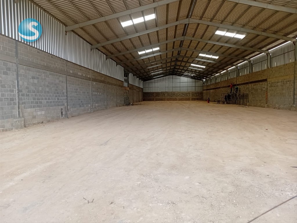 Nave en Alquiler, Av. Circunvalación Norte
