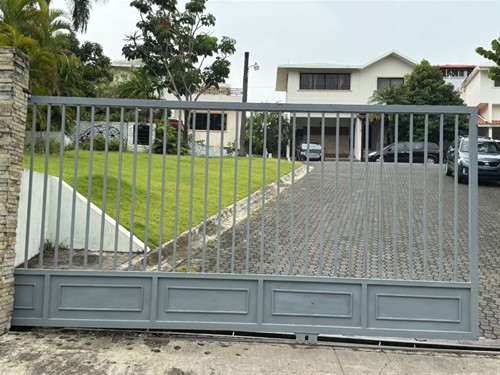 Casa en Venta,  Arroyo Hondo Viejo