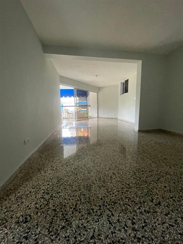Apartamento en Alquiler, Av. Anacaona
