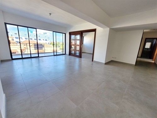 Apartamento en Venta, Av. República de Colombia