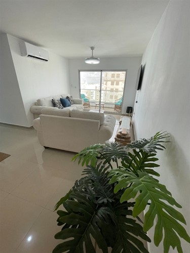 Apartamento en Alquiler, Autopista San Isidro