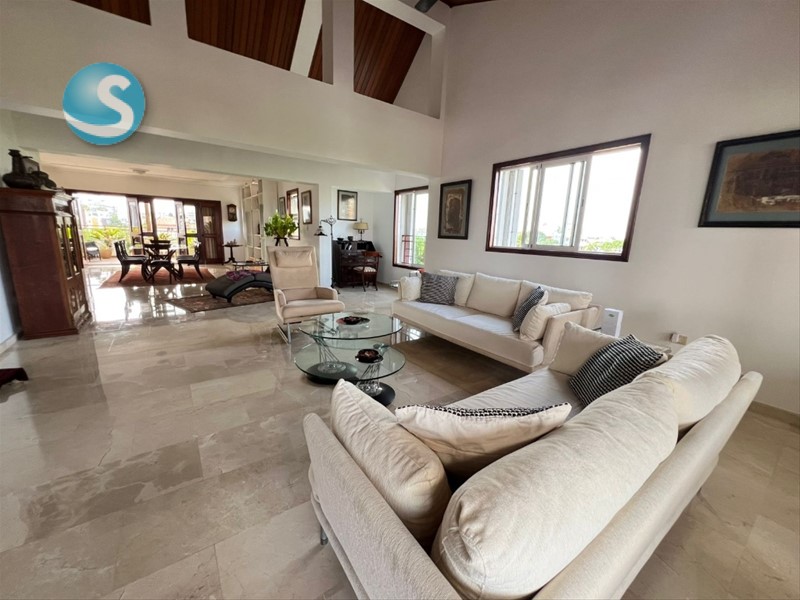 Imagen publicada para Penthouse de último piso con dos balcones en Gazcue