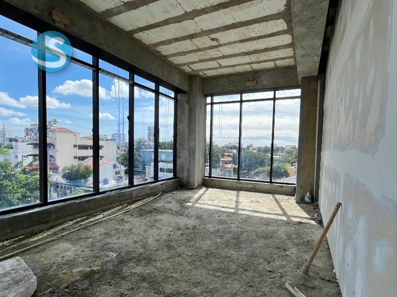 Comercial en Santo Domingo Este