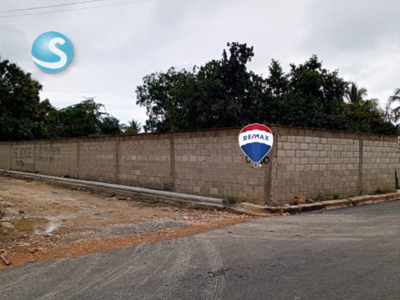 Solares / Terrenos en Santo Domingo Este
