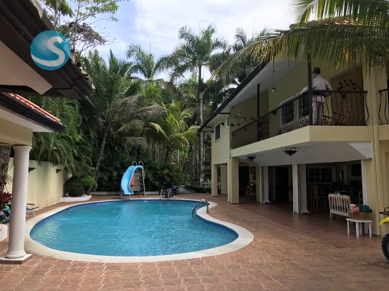 Casas en Otra Zona