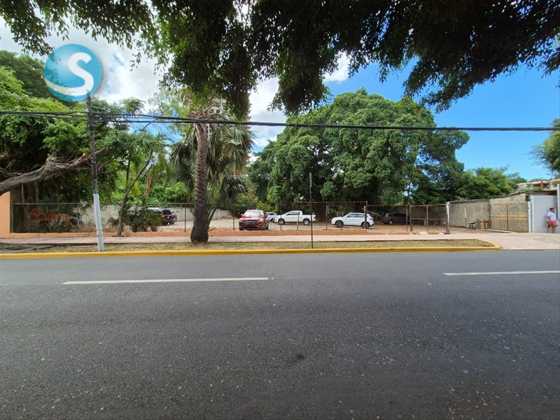 Solares / Terrenos en Distrito Nacional