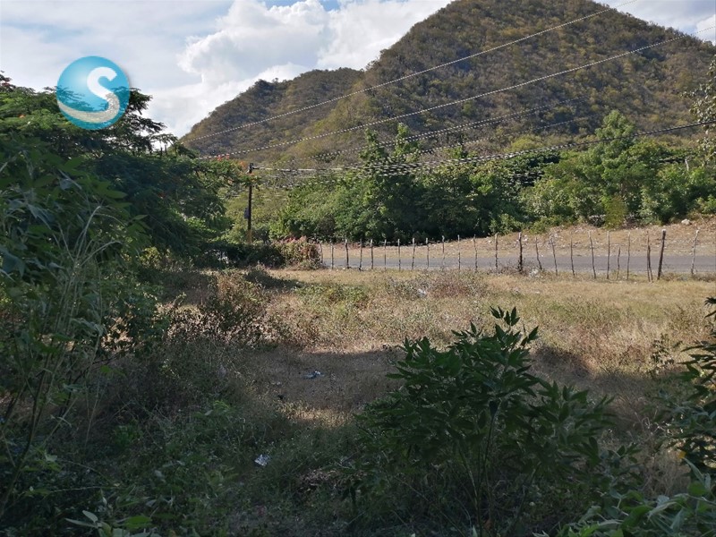 Solares / Terrenos en Otra Zona