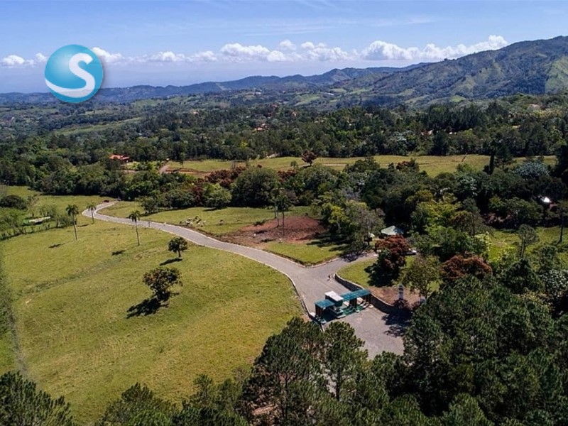 Solares / Terrenos en Jarabacoa
